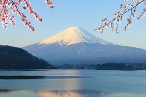 Japan Mt Fuji and lake view